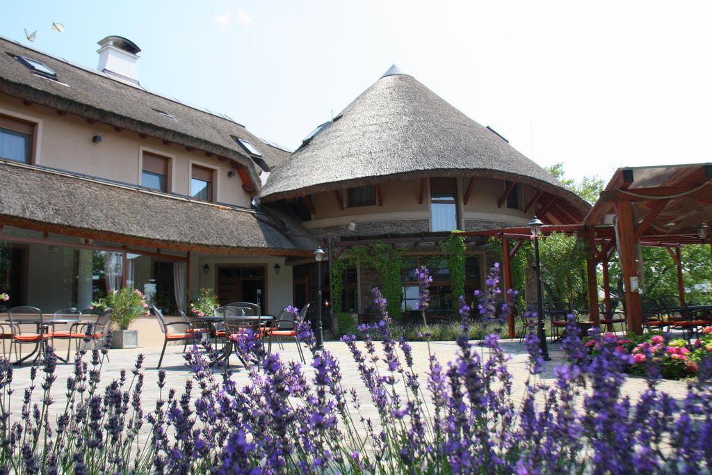 Penzion Eko Park Piestany Екстериор снимка