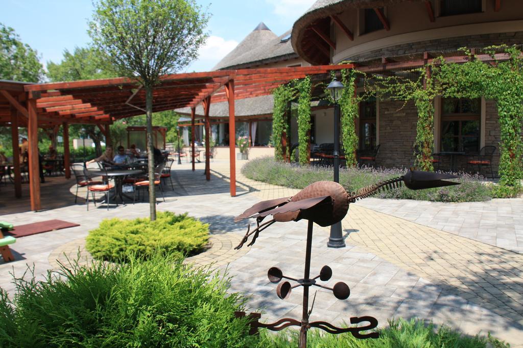 Penzion Eko Park Piestany Екстериор снимка