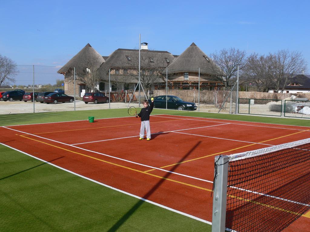 Penzion Eko Park Piestany Екстериор снимка