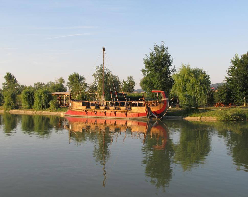 Penzion Eko Park Piestany Екстериор снимка