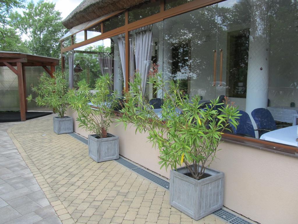 Penzion Eko Park Piestany Екстериор снимка
