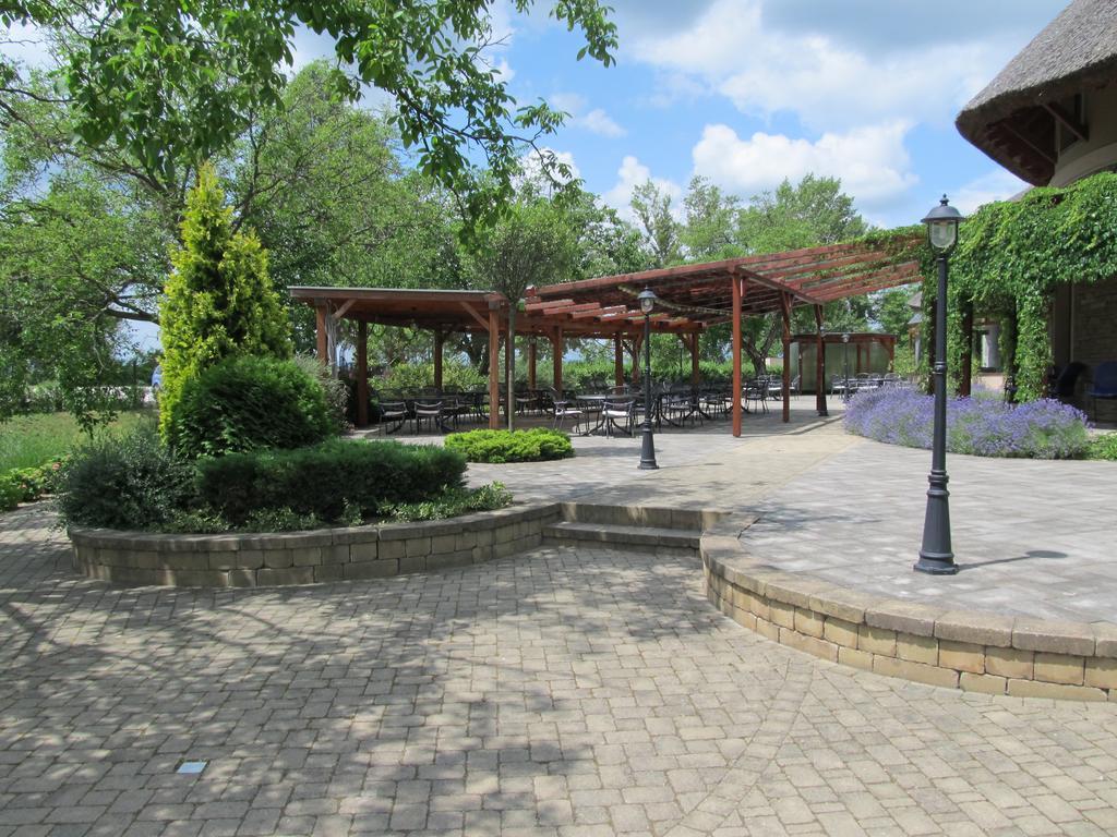 Penzion Eko Park Piestany Екстериор снимка