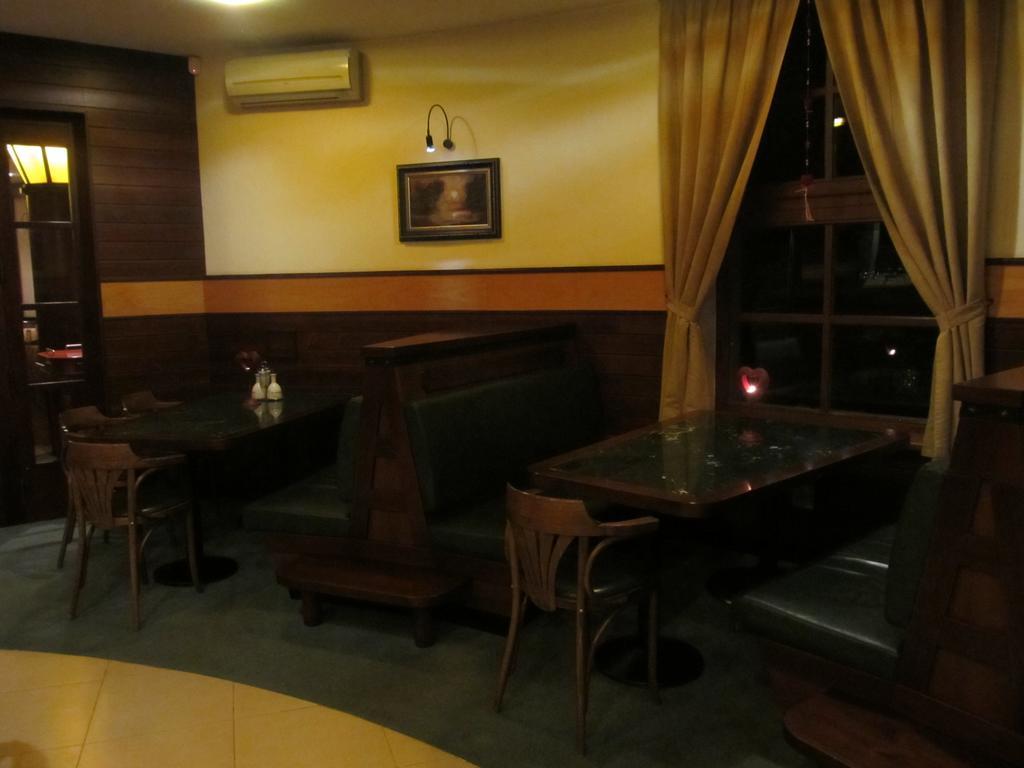 Penzion Eko Park Piestany Екстериор снимка